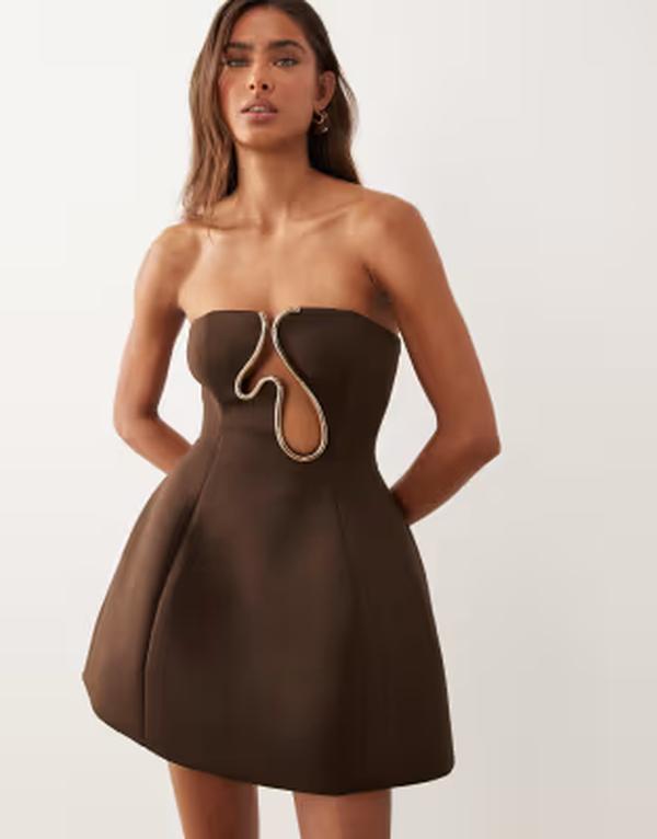 エイソス レディース トップス ワンピース ミニ ASOS DESIGN Premium bandeau sculpted mini dress with gold trim in chocolate チョコレート｜ReVida 店