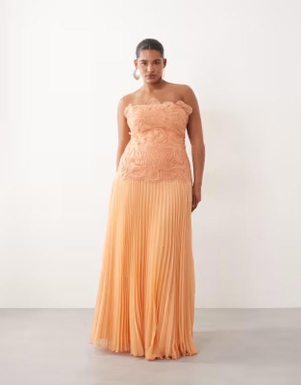 アレンジ レディース トップス ワンピースカート マキシ ARRANGE Curve abstract cut work bandeau maxi dress with pleat skirt in soft peach Soft Peach ピーチ|ReVida 店