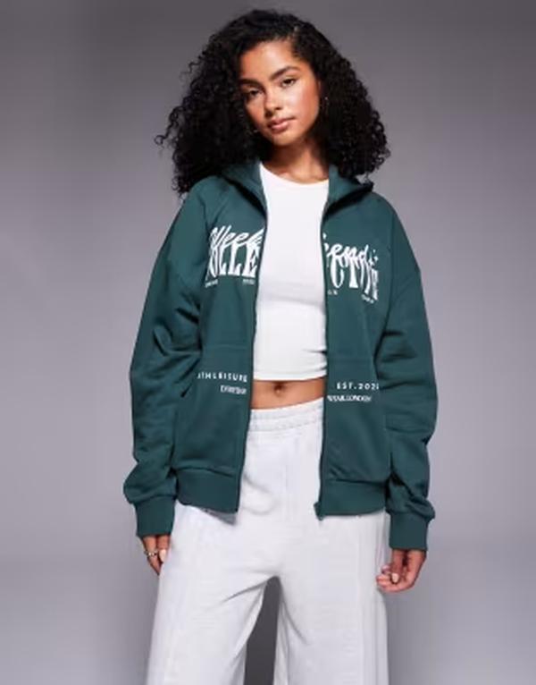 エイソス レディース アウター パーカー・スウェット グラフィック ASOS Weekend Collective Weekend Collective zip up hoodie with mixed font graphic Dark Green 緑であること