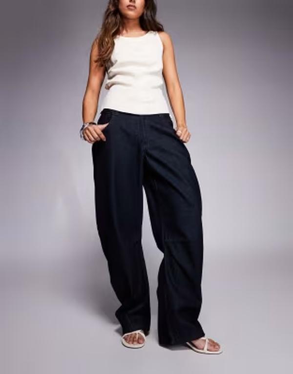 カイア レディース ボトムス デニムパンツ コットン ジーンズ Kaiia exclusive cotton rich barreleg denim jeans in rawash Raw denim デニム|ReVida 店
