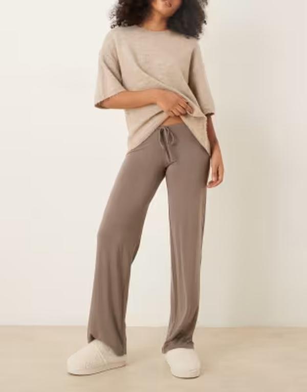 ジーナトリコ レディース ボトムス カジュアルパンツ Gina Tricot lowaist loungewear pants Brown ブラウン｜ReVida 店