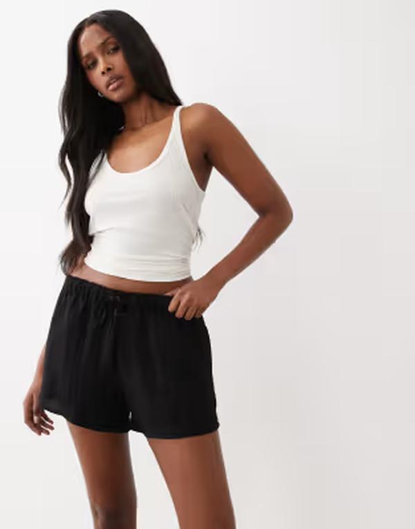 ジーナトリコ レディース ボトムス ハーフパンツ・ショーツ ショートパンツ Gina Tricot pull on lightweight drawstring shorts Black ブラック｜ReVida 店 13,855円