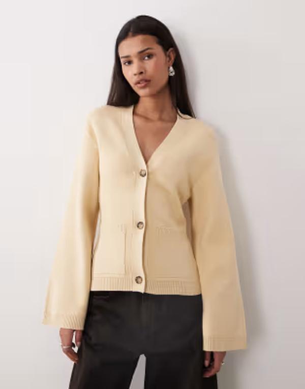 ジーナトリコ レディース アウター カーディガン ウエストマーク Gina Tricot cinched waist cardigan in vanilla yellow Vanilla yellow イエロー｜ReVida 店