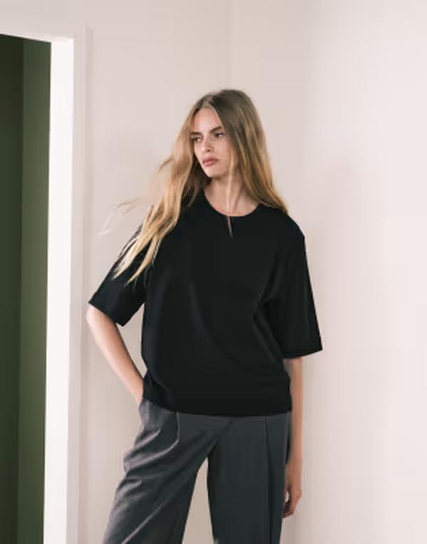 アルケット レディース トップス Tシャツ ARKET heavyweight boxy t-shirt Black ブラック｜ReVida 店