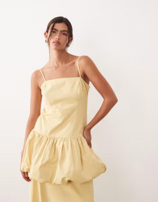 アレンジ レディース トップス シャツ ARRANGE longline cami top with bubble hem in tonal buttermilk - part of a setONAL BUTTERMILK|ReVida 店
