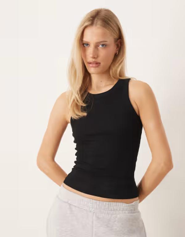 ジーナトリコ レディース トップス ベスト リブニット Gina Tricot fitted rib knitank top Black ブラック|ReVida 店