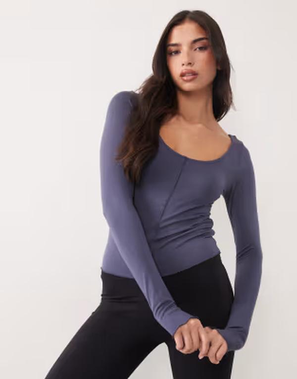 ジーナトリコ レディース トップス Tシャツ Gina Tricot soft layering yoga top in dusty blue ブルー｜ReVida 店