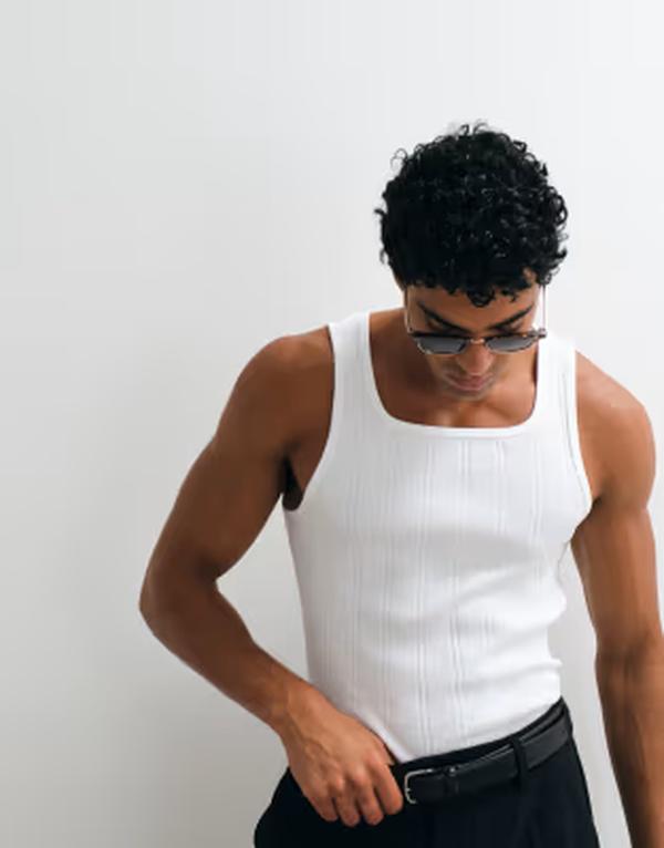 エイソス メンズ トップス ベスト リブニット ASOS DESIGN muscle fitank top with square neck rib knit WHITE ホワイト｜ReVida 店 8,174円