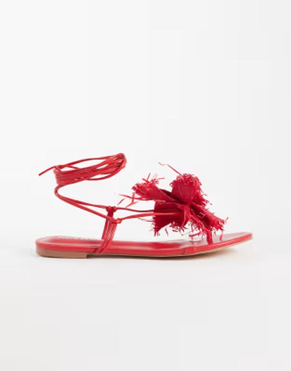 パブリックデザイア ワイドフィット レディース シューズ サンダル Public Desire Wide Fit Becca raffia flower flat sandals RED レッド|ReVida 店