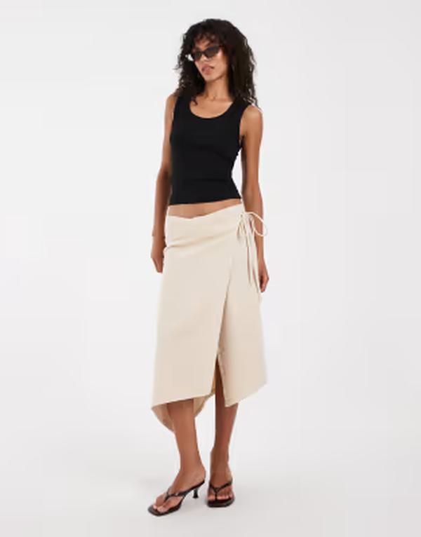 エイソス レディース ボトムスカート アシンメトリー ASOS DESIGN asymmetric wrap skirt BEIGE ベージュ｜ReVida 店