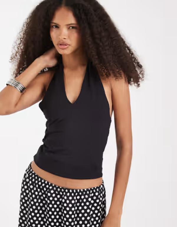 ピーシーズ レディース トップス シャツ ホルター PIECES halter neck twist front slinky top Black ブラック|ReVida 店