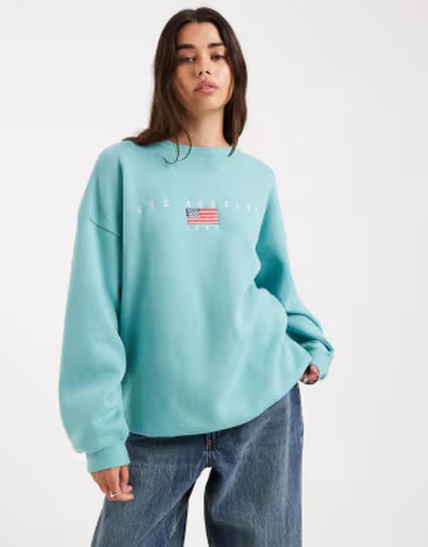 デイジーストリート レディース アウター パーカー・スウェット シャツ 刺繍 Daisy Street embroide red LA sweatshirt in light BLUE ブルー｜ReVida 店