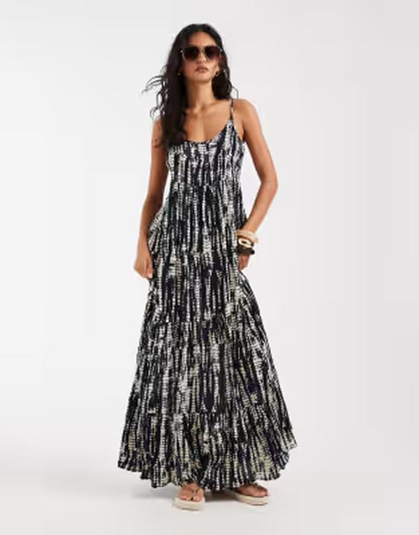 オンリー レディース トップス ワンピース ティアード プリント マキシ ONLY tie red maxi dress abstract print NAVY ネイビー｜ReVida 店