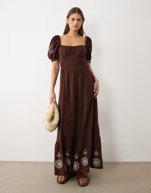 ミスセルフフリッジ レディース トップス ワンピース マキシ Misselfridge puff sleeve maxi dress with embroidery in chocolate チョコレート|ReVida 店