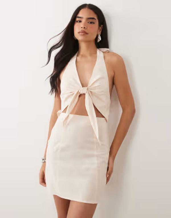 カイア レディース トップス ワンピース カットアウト ミニ リネン Kaiia Exclusive linen blend tie front cut-out detail mini dress BEIGE ベージュ|ReVida 店