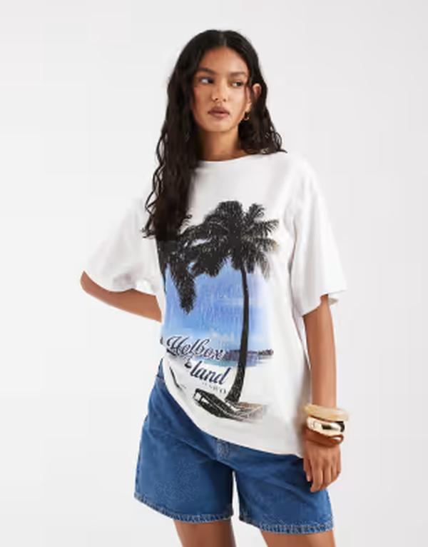 エイソス レディース トップス Tシャツ グラフィック ASOS DESIGN oversized t-shirt witholbox Island palm-tree graphic WHITE ホワイト｜ReVida 店
