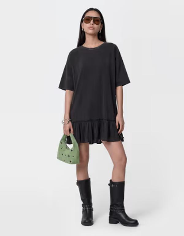 ノイジーメイ レディース トップス ワンピース Tシャツ Noisy May dropped hem t-shirt dress with seam detailing in washed Black ブラック|ReVida 店