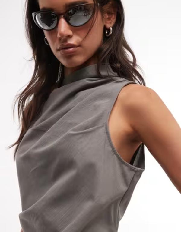 ウィークデイ レディース トップス Tシャツ アシンメトリー ハイネック Weekday high neck asymmetric top Gray グレー|ReVida 店
