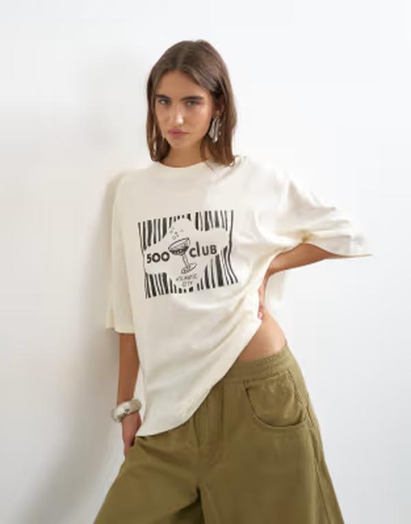 トップショップ レディース トップス Tシャツ グラフィック Topshop '500 Club' graphic t-shirt in ecru エクリュ｜ReVida 店