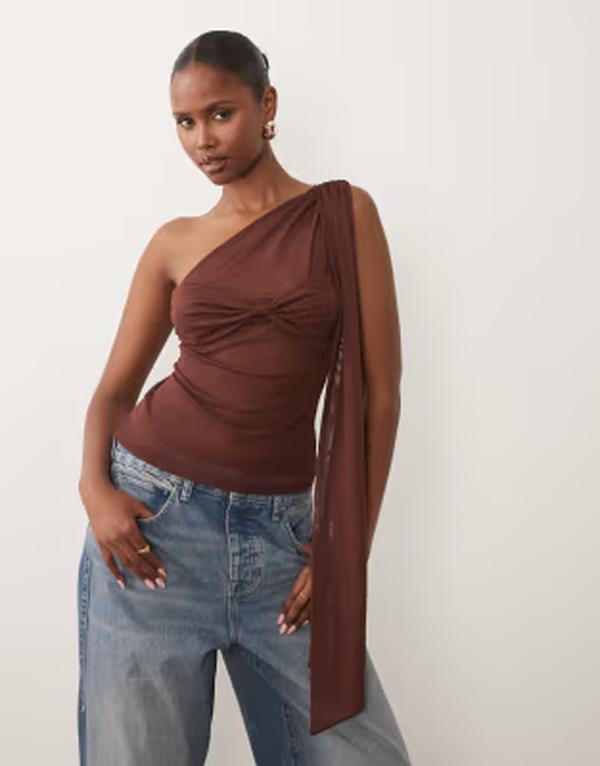 エイソス レディース トップス シャツ メッシュ ワンショルダー ASOS DESIGN mesh one-shoulder sash top with bandeau detail Chocolate チョコレート｜ReVida 店 12,074円