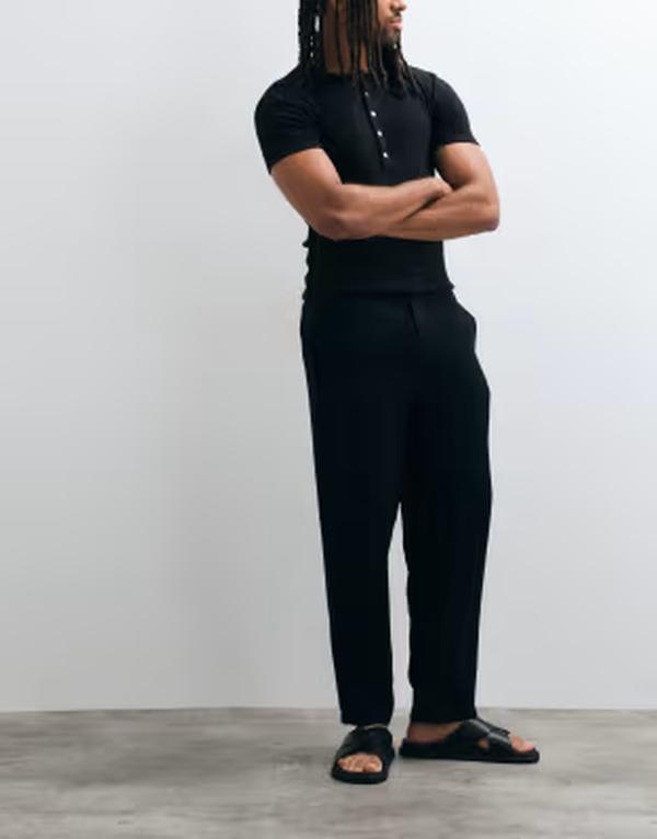 エイソス メンズ ボトムス カジュアルパンツ ASOS DESIGN carrot fit pants Black ブラック｜ReVida 店