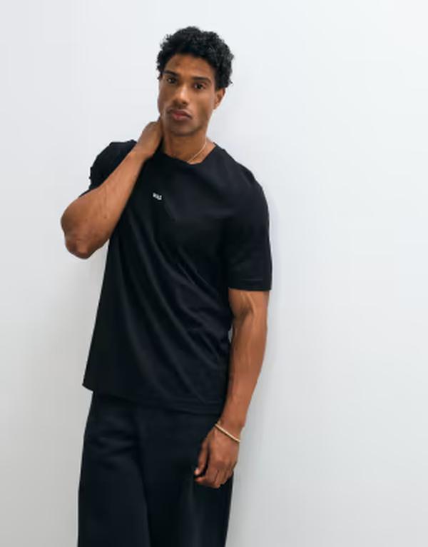 ボス オレンジ メンズ トップス Tシャツ リラックスフィット グラフィック BOSS Orange relaxed fit small graphic T-shirt Black ブラック｜ReVida 店
