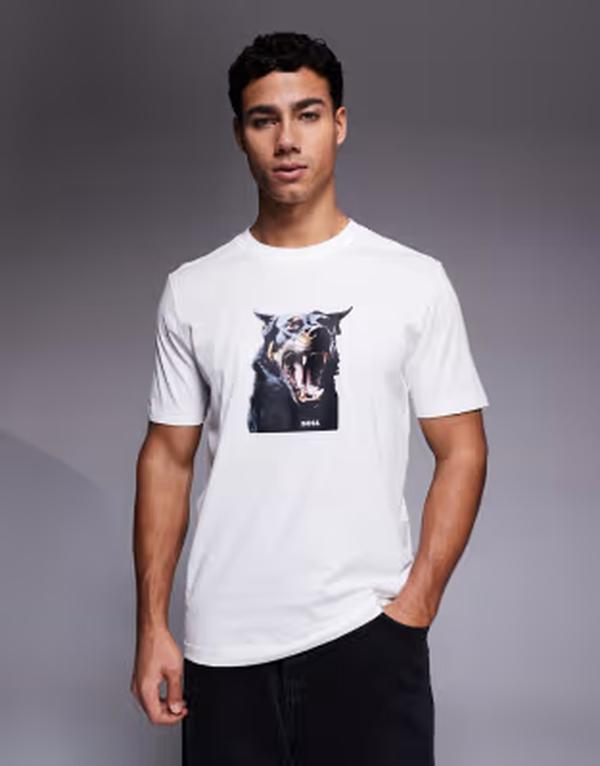 ボス オレンジ メンズ トップス Tシャツ プリント グラフィック BOSS Orange graphic doberman print-shirt White ホワイト|ReVida 店