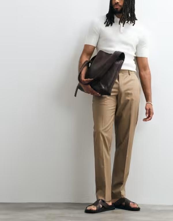 マンゴ メンズ ボトムス カジュアルパンツ Mango tailo red pants in mushroom｜ReVida 店