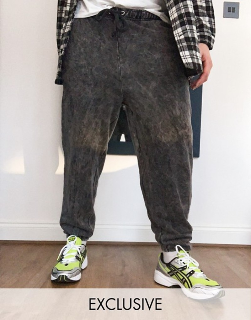 海外輸入 コルージョン メンズ カジュアルパンツ ボトムス Collusion Oversized Sweatpants In Acid Wash Charcoal 保存版 Indiansilkshop Com