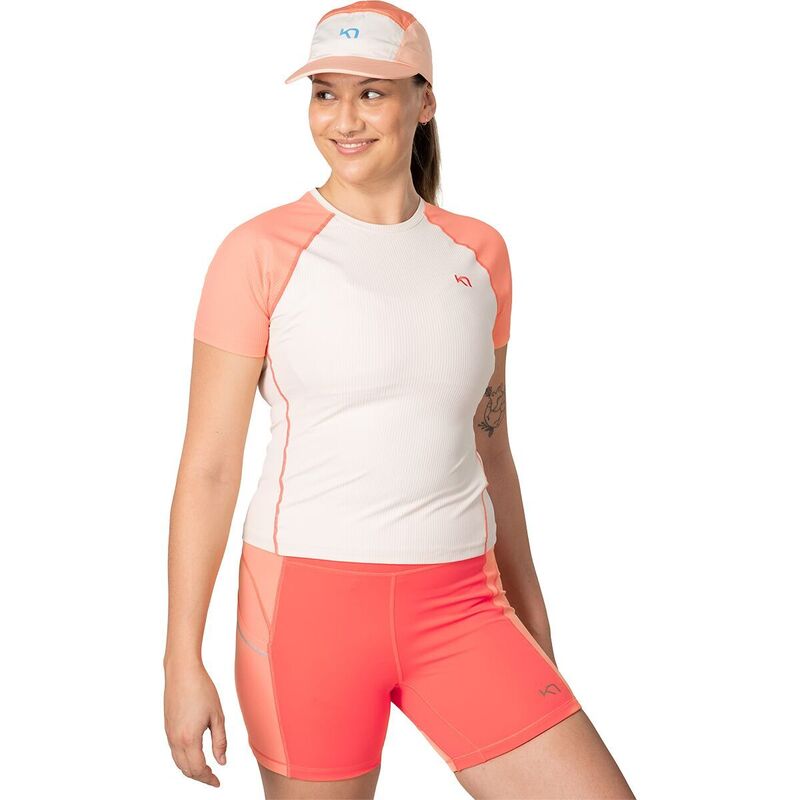 苛性カリ ツラー レディース トップス プルオーバー Kari Traa Linnea T-Shirt - Women\u0027s Peach Bloom 桃