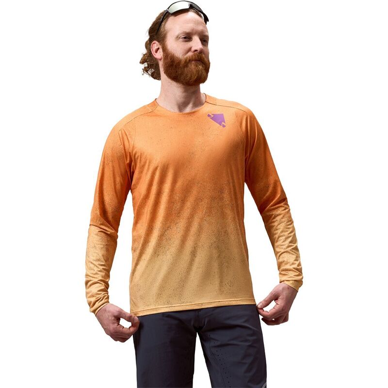 エンデュラ メンズ トップス Tシャツ プリント ジャージー 長袖 Endura Singletrack Long-Sleeve Print Jersey - Men's End Orange オレンジ｜ReVida 店