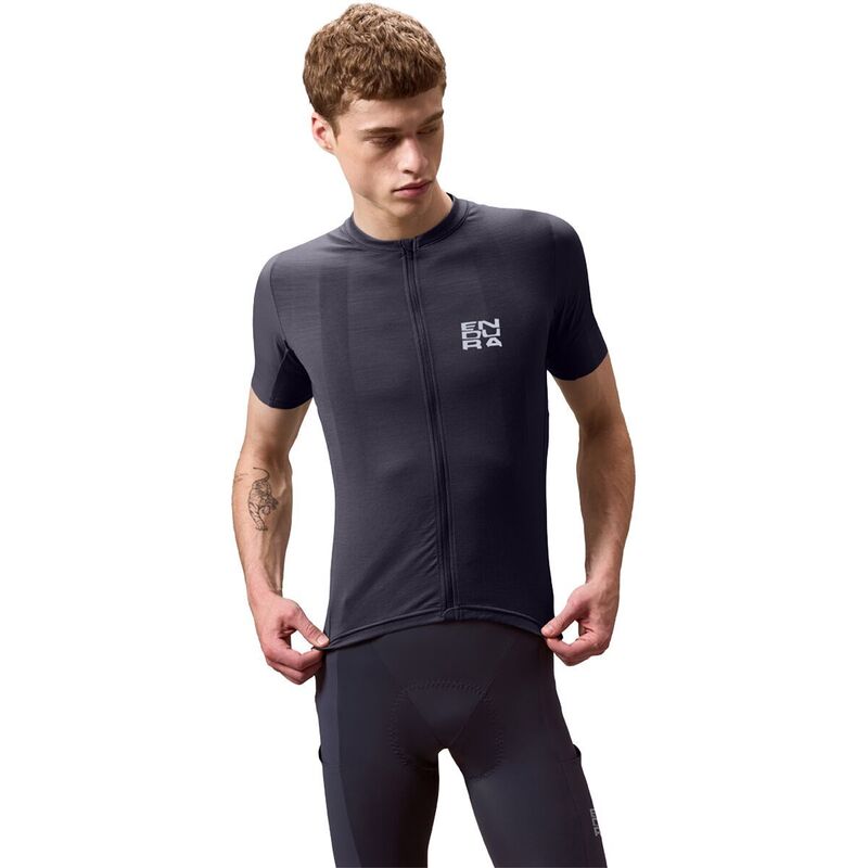エンデュラ メンズ トップス Tシャツ 半袖 ジャージー Enduralltrack Ride Short-Sleeve Jersey - Men's Carbon Grey グレー｜ReVida 店