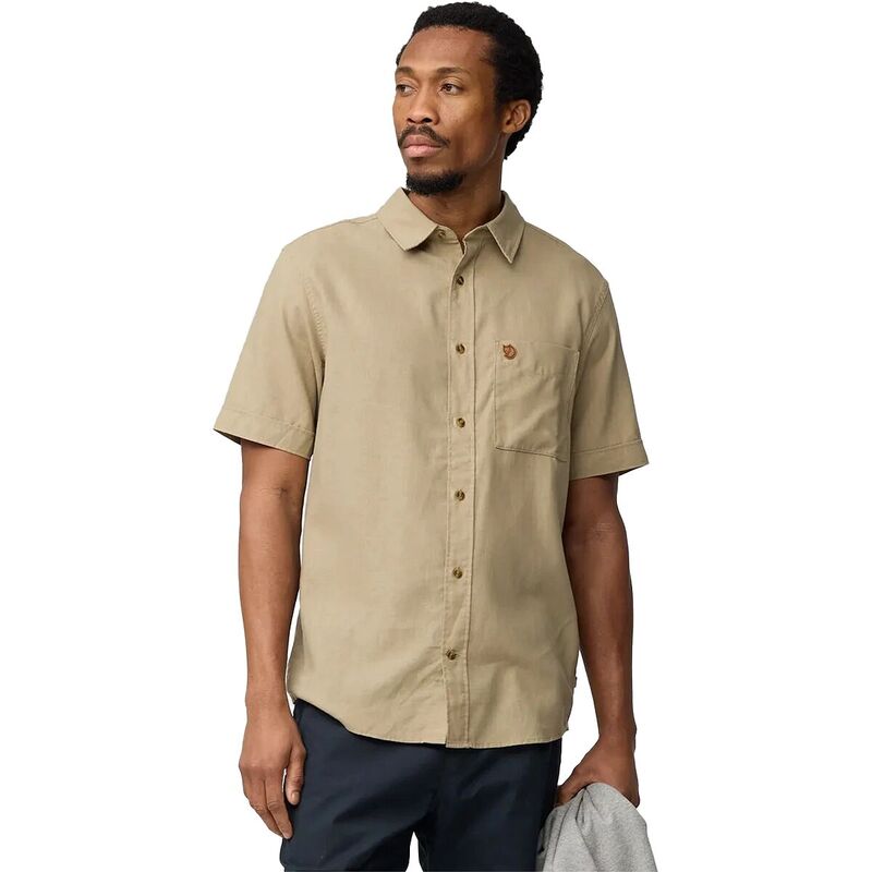 フェールラーベン メンズ トップス シャツ Fjallraven Ovik Travel Shirt - Men's Chalk White/Sand Stone ホワイト|ReVida 店
