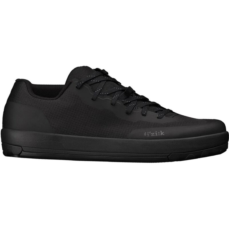 フィジーク メンズ シューズ スニーカー Fi'zi:k Gravita Versor Flat Cycling Shoe - Men's Black/Black ブラック