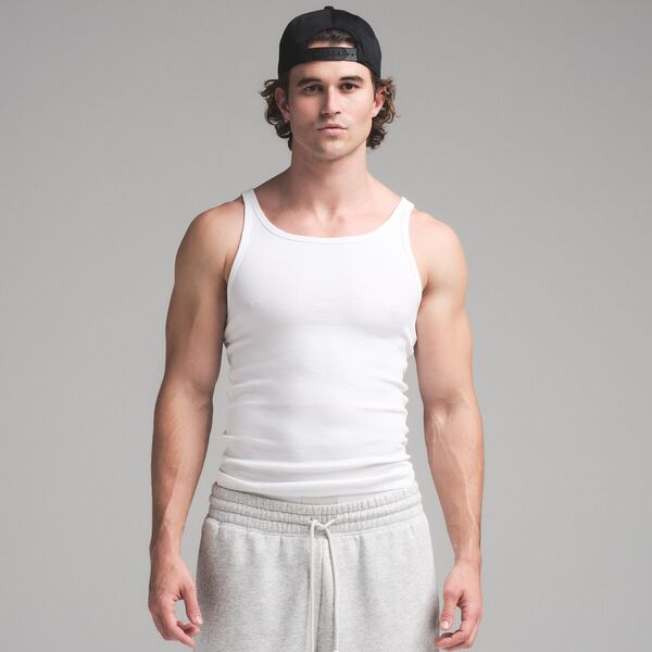 スキムズ メンズ トップス 貯蔵タンクとっ始め 綿織物 SKIMS Men\u0027s Cotton Tank Top - 3 Pack Chalk 車輪止め