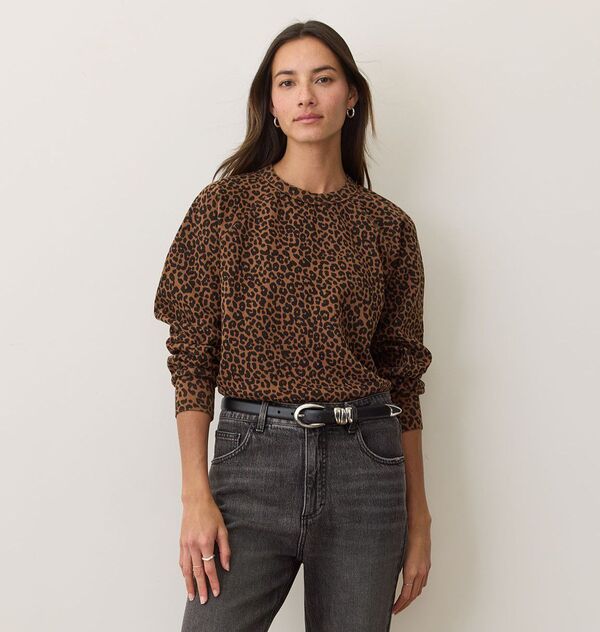 マリーン レイヤー レディース アウター パーカー・スウェット クルーネック プリント シャツ フリース Marine Layer Women Cloud 9 Fleece Printed Crewneck Sweatshirt Leopard アニマル