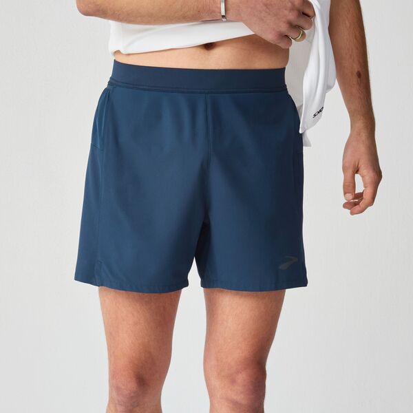 ブルックス メンズ ボトムス ハーフパンツ・ショーツ ショートパンツ Brooks Men's Journey 5'' Shorts Midnight Run