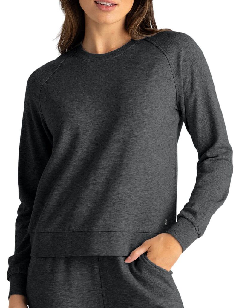 無償性 飛球 レディース アウター パーカー・スウェット フリース Free Fly Women\u0027s Bamboo Lightweight Fleece Crew Heather Black 黒いこと
