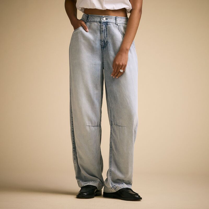 持ちはこび レディース ボトムス 心地よいズボン下 CALIA Women\u0027s Chambray Relaxed Barrel Pant Light Wash Indigo インディゴ