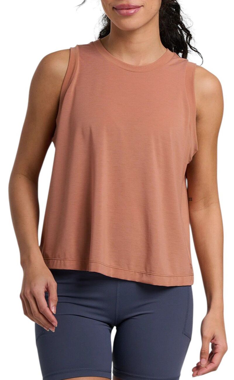 無償性 飛球 レディース トップス 貯蔵タンクとっ始め Free Fly Women\u0027s Elevate Lightweightank Canyon Clay