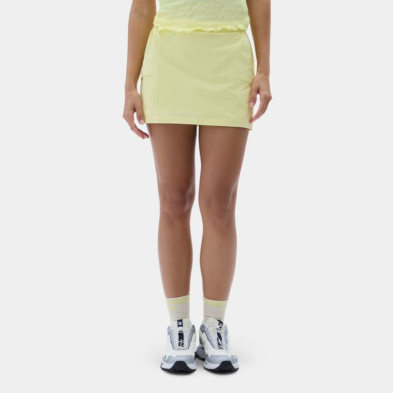 ハーフデイズ レディース ボトムス カジュアルパンツ Halfdays Women's Gwen UPF Lightweight Cargo Skort Limoncello｜ReVida 店