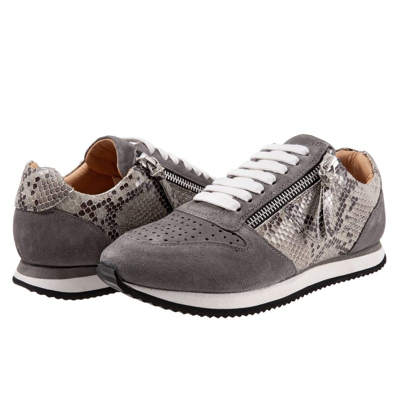 トロッターズ レディース シューズ スニーカー Trotters Infinity Grey Suede Snak 薄墨色