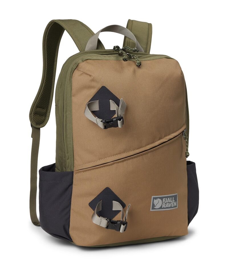 フェールラーベン メンズ バッグ バックパック・リュックサック Fjallraven Vardag Backpack 17 Green/Clay グリーン