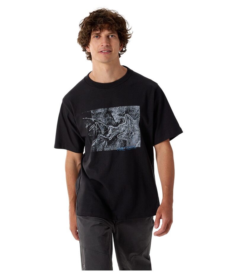 アークテリクス メンズ トップス シャツ コットン グラフィック Arc'teryx Kragg Cotton Lithographica Short Sleeve Black ブラック
