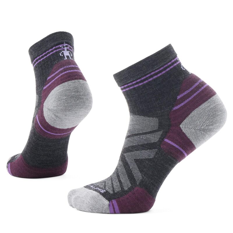 かっこ良い羊毛 レディース アンダーお召しもの ソックス アンクル Smartwool Hike Targeted Cushion Ankle Socks Charcoal 濃灰色
