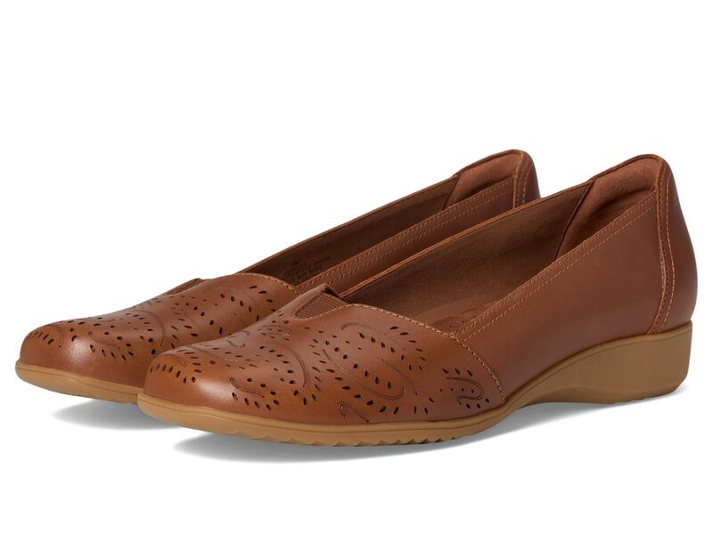 コブ 吸血鬼 レディース シューズ 踵 Cobb Hill Rozie Dark Natural
