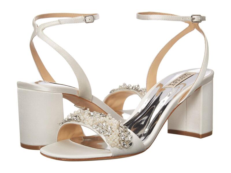 バッジェリーミシュカ レディース シューズ 踵 Badgley Mischka Clara Soft White 白いこと