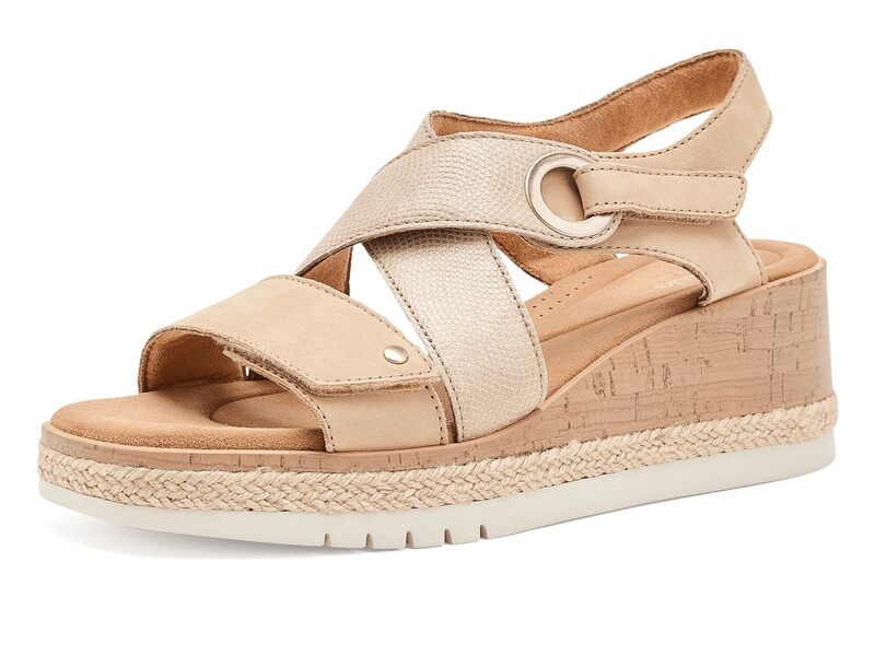 クラークス レディース シューズ 踵 Clarks Kidiki Sun Beige Combi Nub ベージュ