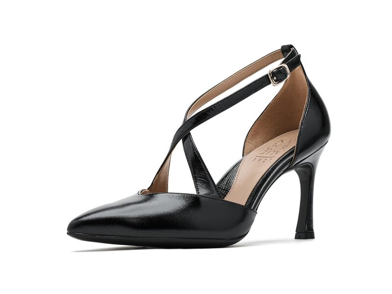 ナチュライザー レディース シューズ 踵 Naturalizer Angelina Black Leather 黒いこと