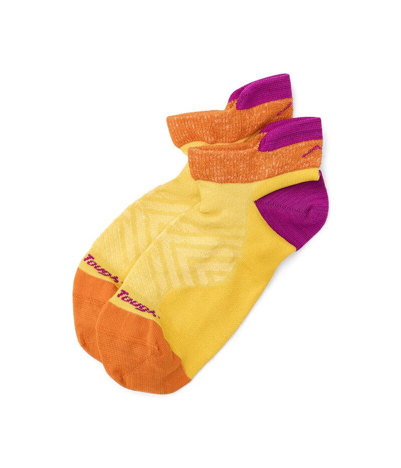 ダーンタフバーモント レディース アンダーお召しもの ソックス Darn Tough Vermont Runo Show Tab Ultra-Lightweight Citrus
